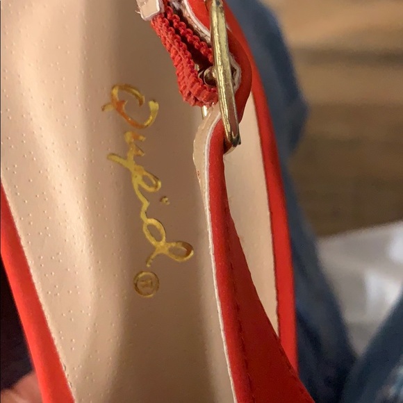 EUC✨ | Red Chunky Heels - Picture 8 of 8